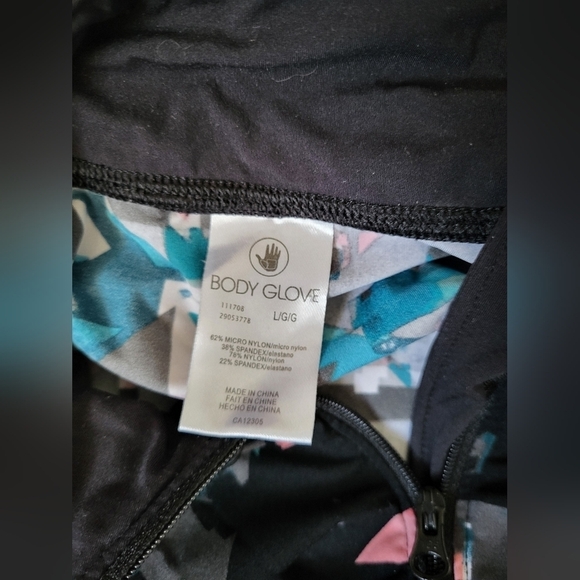 Body Glove womens rash guard - Picture 4 of 5